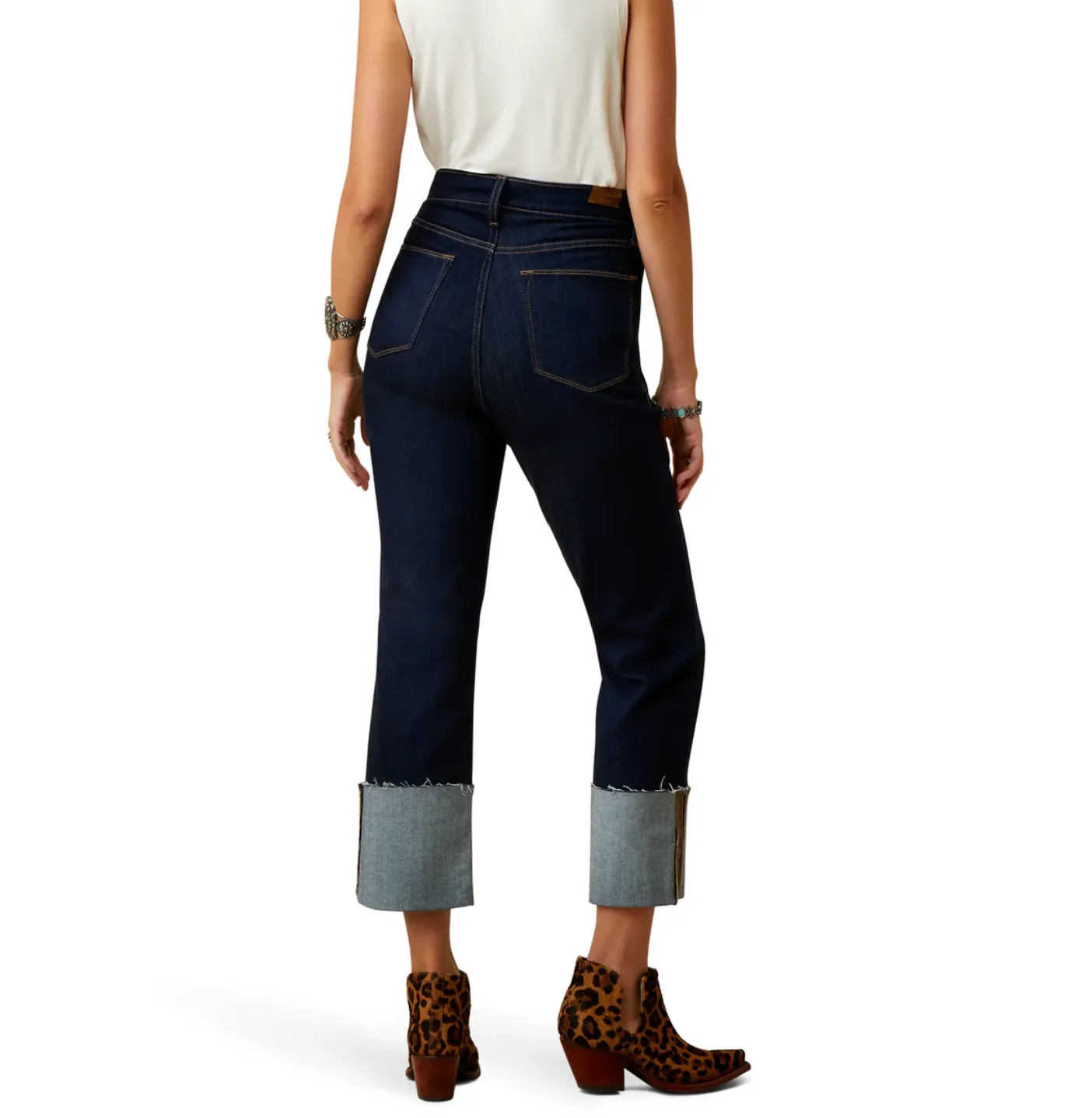 10044358 Ariat Women's Ultra High Rise Straight leg Crop Jazmine Rinse