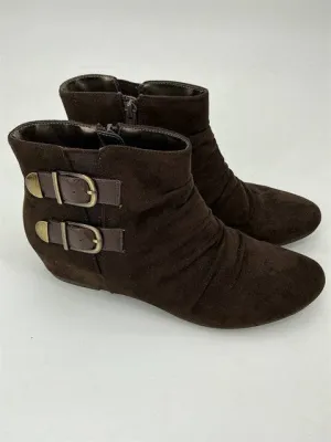 Andrew Geller Booties Size 10