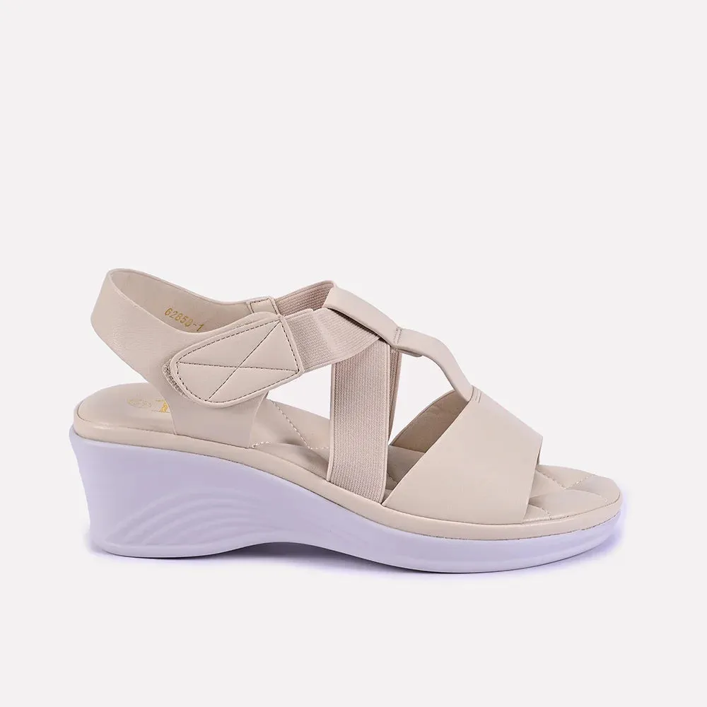 Beatrice Fawn Soft Casual Sandals 0421295