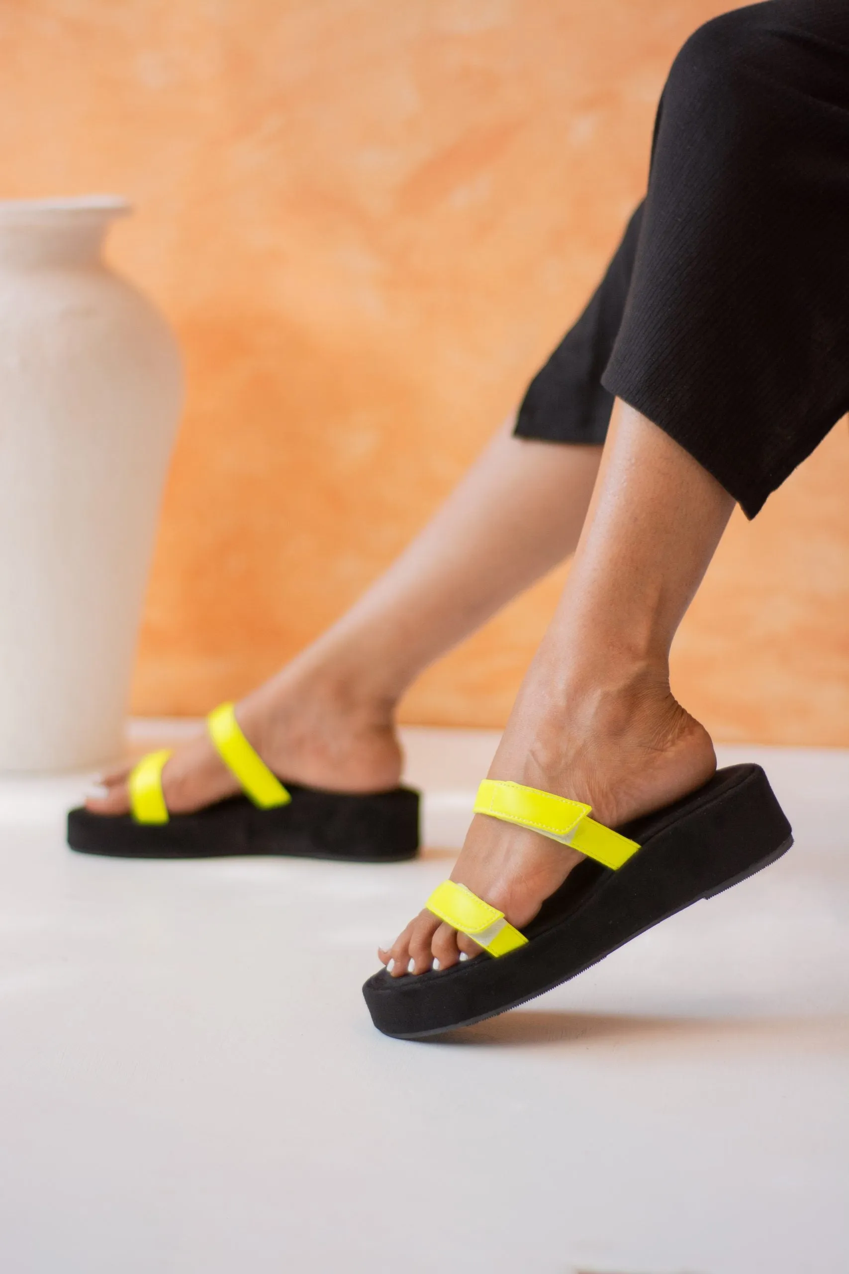 Bilmah Neon Flatforms