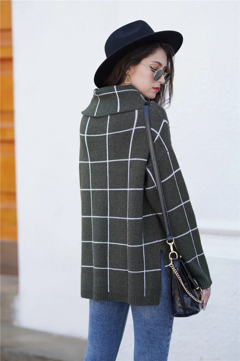 Chic Turtleneck Loose Plaid Sweater - Red