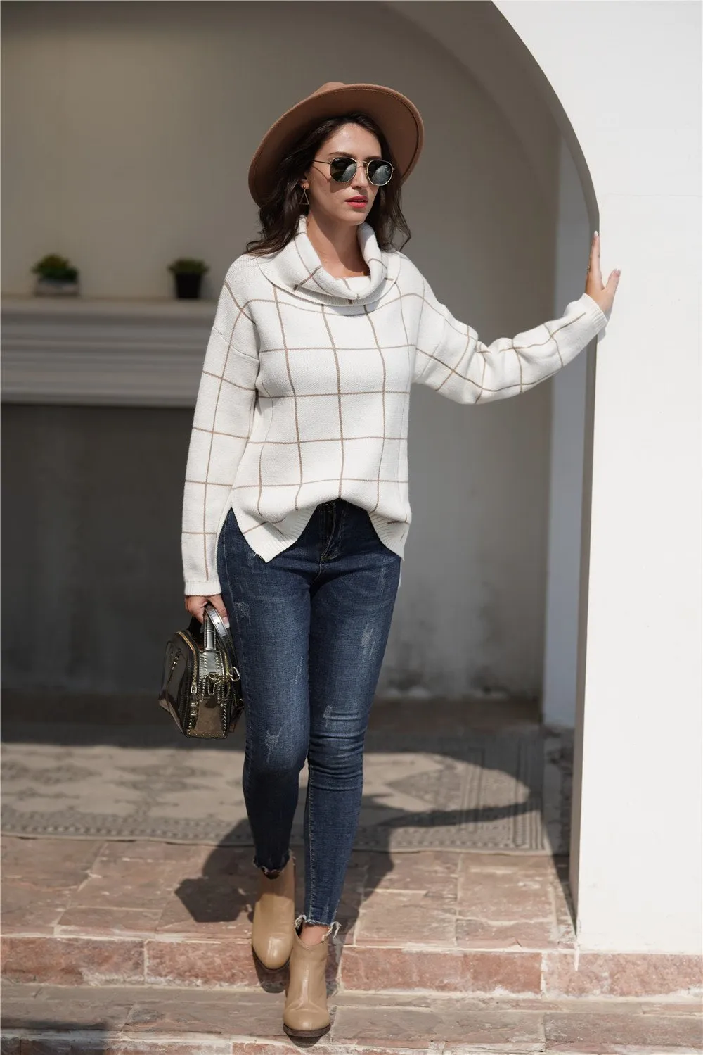 Chic Turtleneck Loose Plaid Sweater - Red