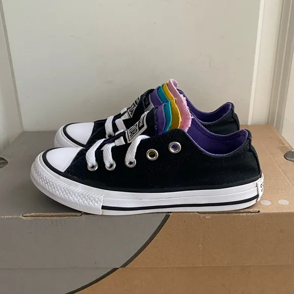 Converse Chuck Taylor Rainbow tongue Kids Sneakers - SZ 11 C
