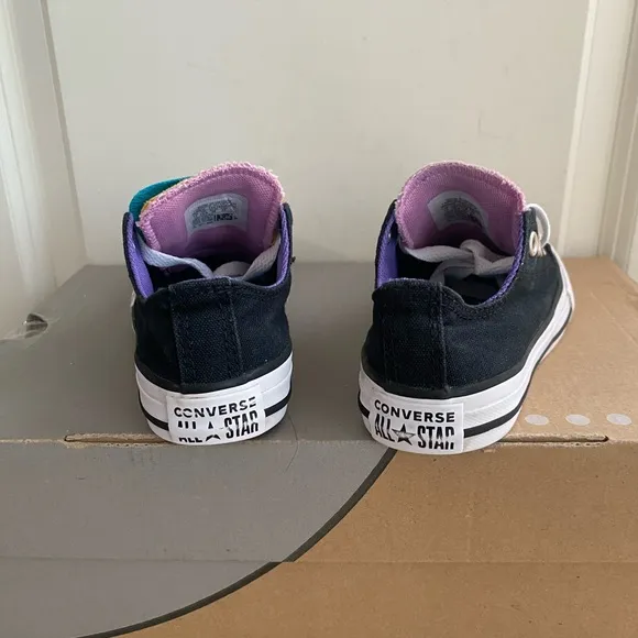 Converse Chuck Taylor Rainbow tongue Kids Sneakers - SZ 11 C
