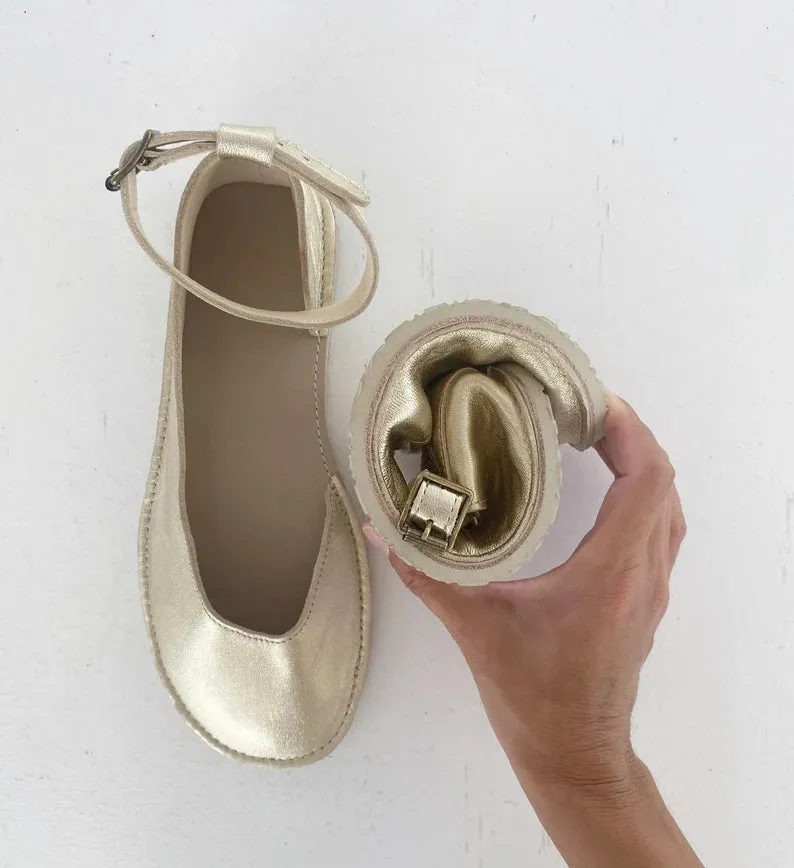 Flexible barefoot ballerinas