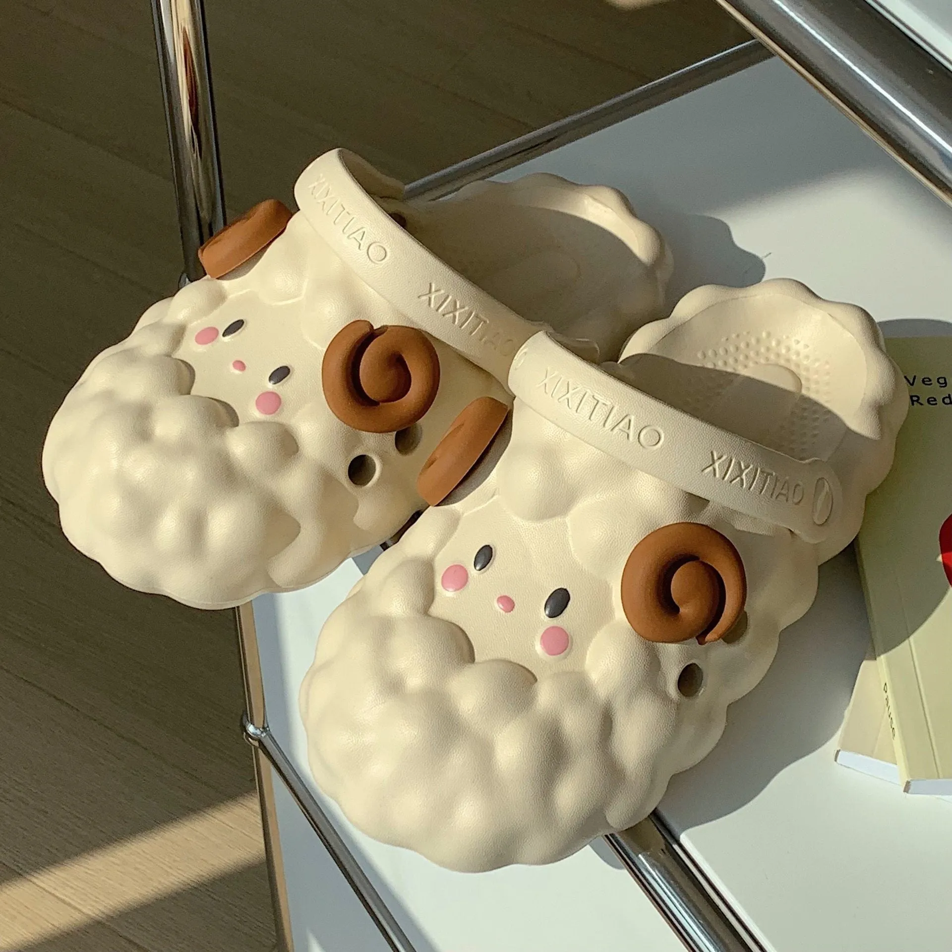 Fluffy Sheep Cloud Sandals – Cozy, Cute & Oh-So-Comfy!