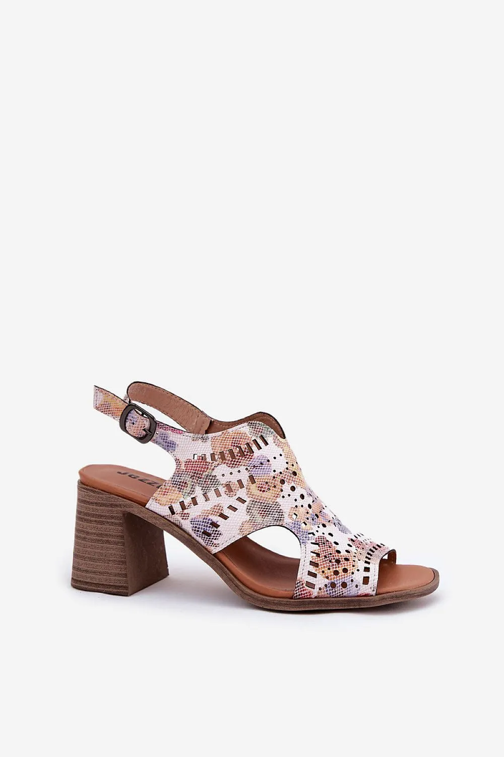 Heel sandals Step in style