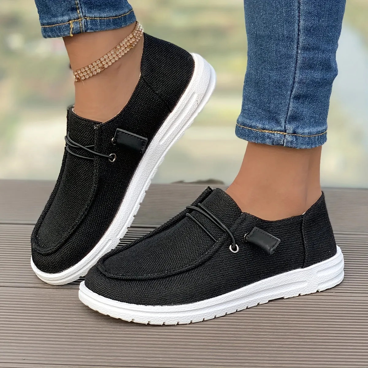 IDA - STYLISH SNEAKERS
