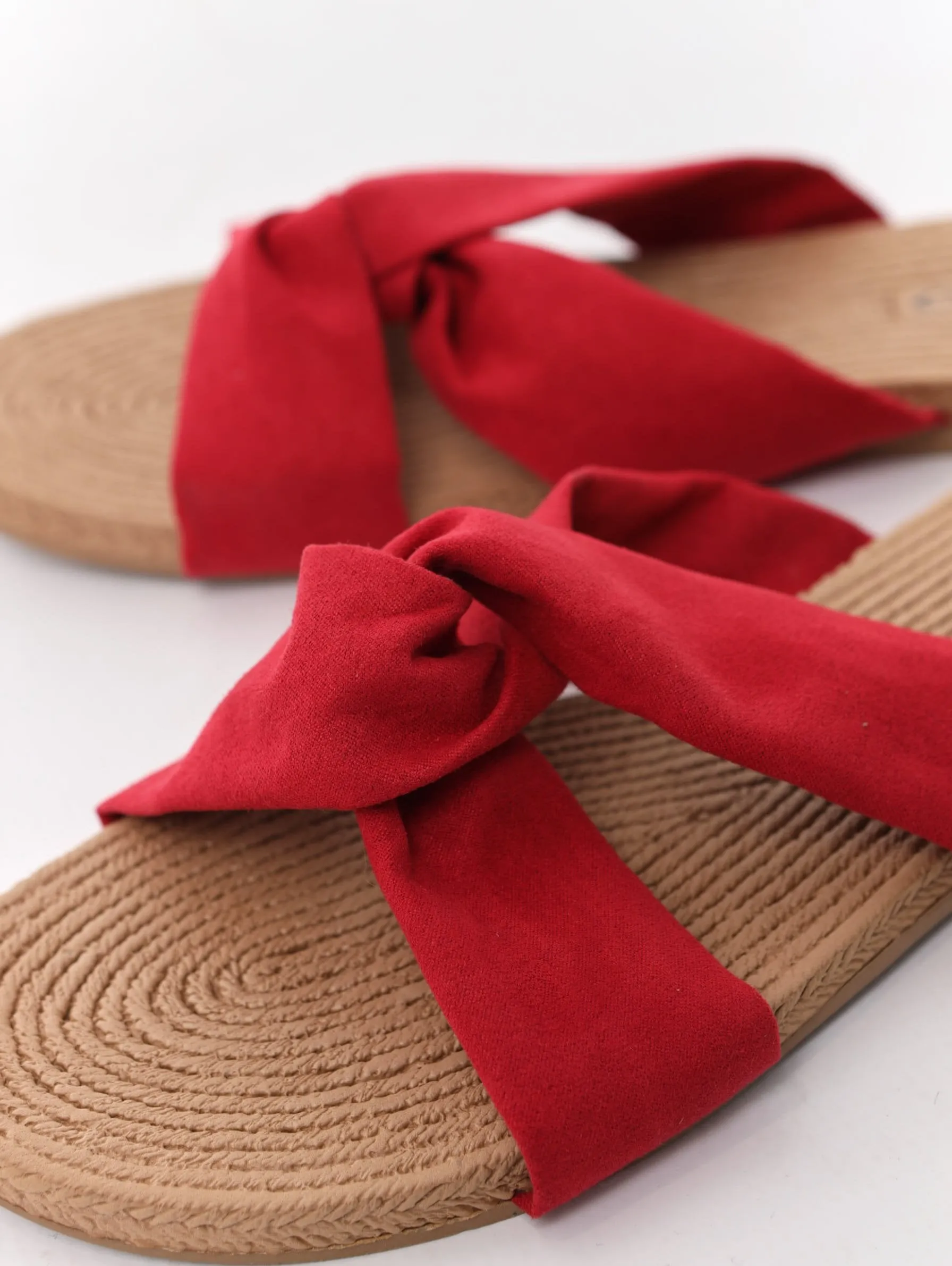 Ladies Moulded Soft Interlinked Mule Sandal - Burgundy
