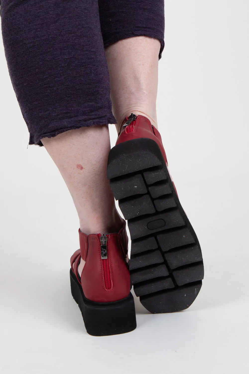 Lofina Sandals
