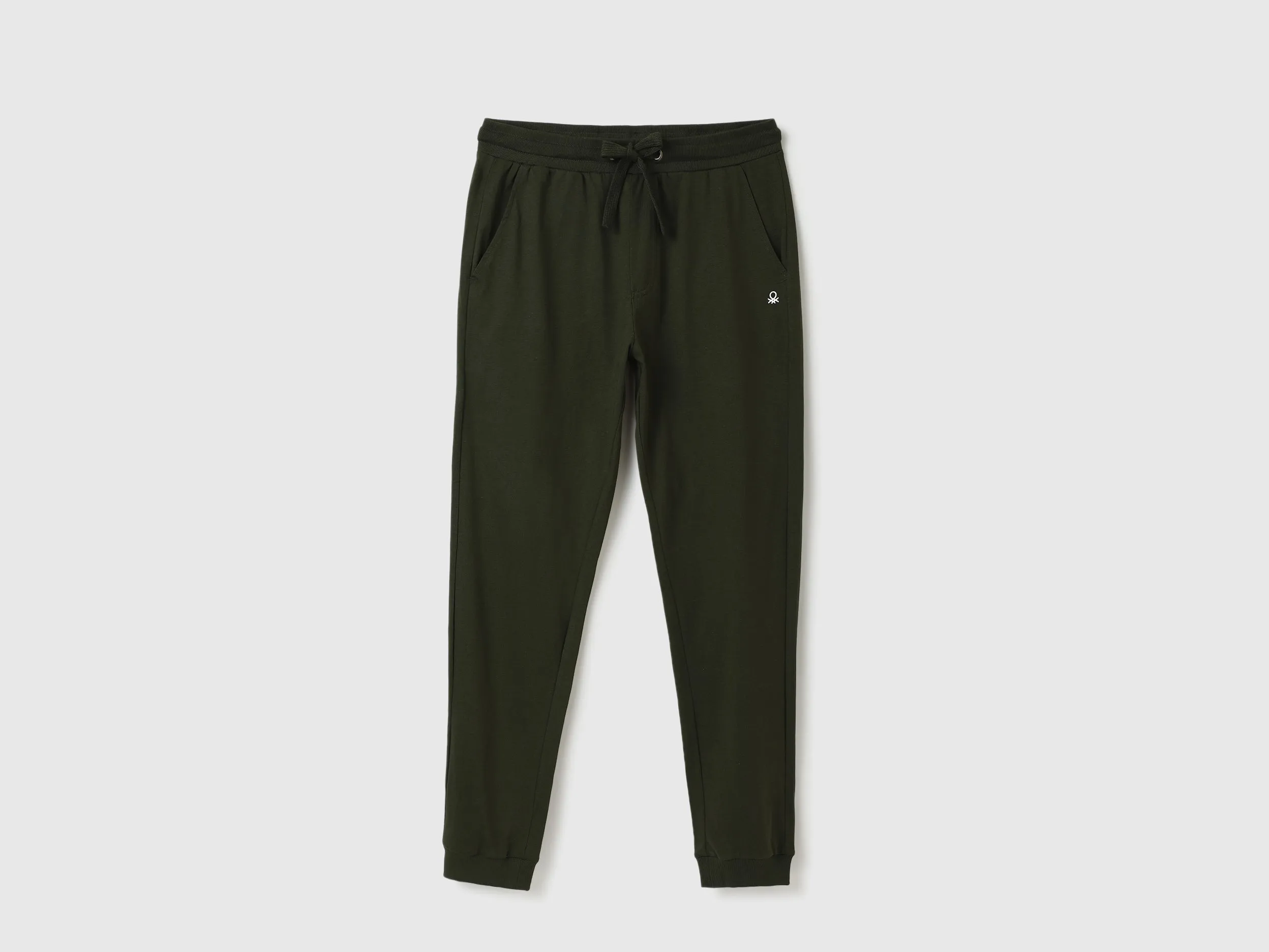 Men Solid Regular Fit Joggers
