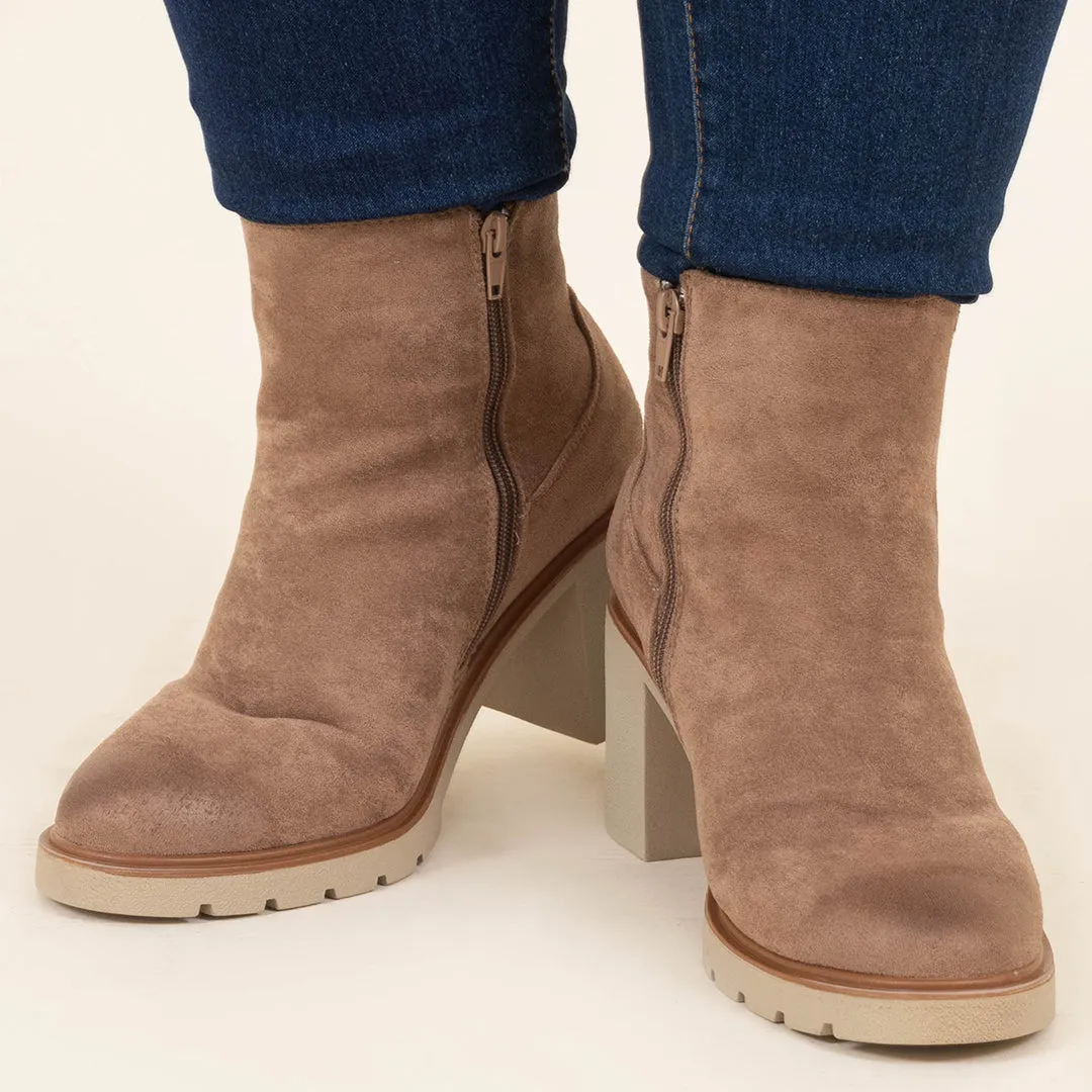 Pretty Girl Swag Booties, Taupe
