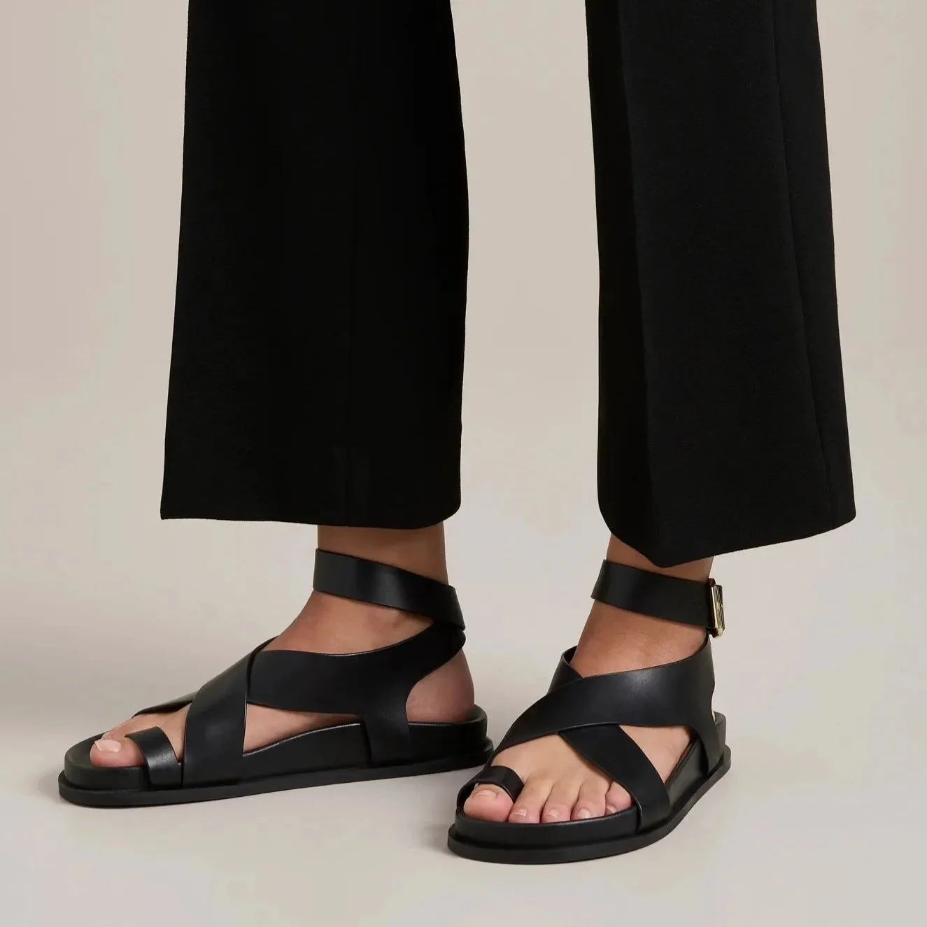 THE JALEN SANDAL - BLACK