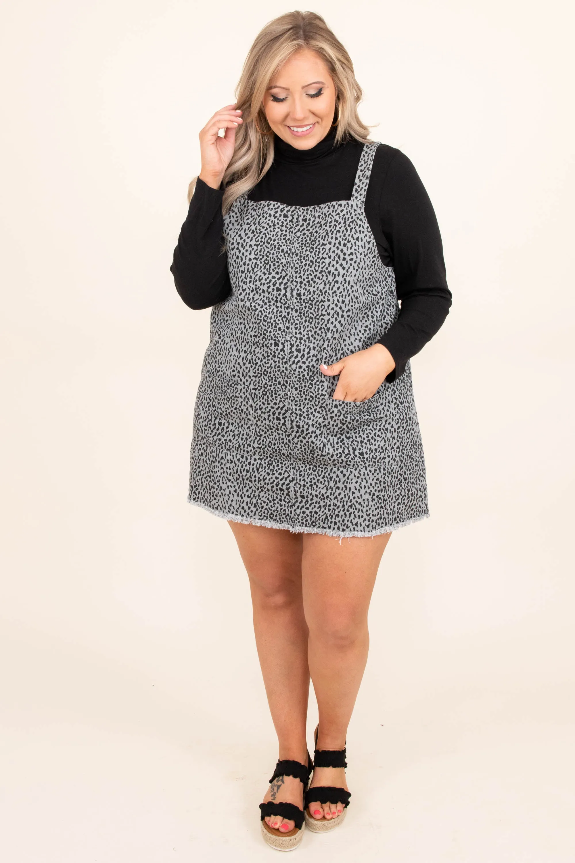 The Young Magic Dress, Gray